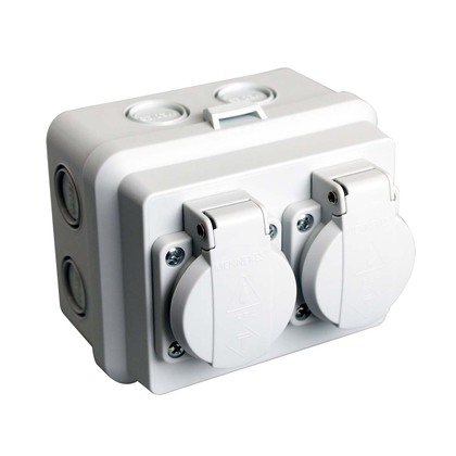 Junction box with Schuko-outlet duplex IP54